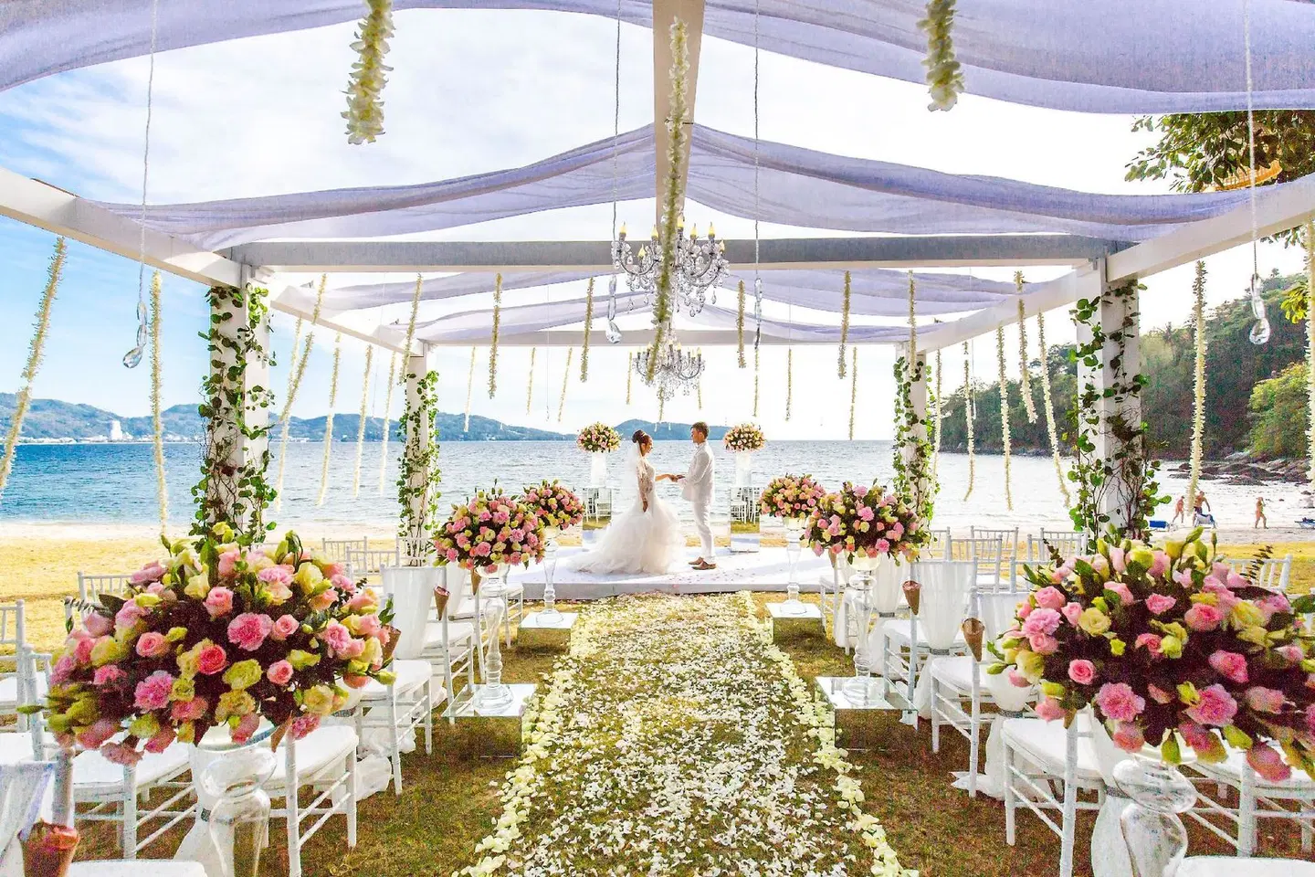 Thavorn Beach Village Restaurant