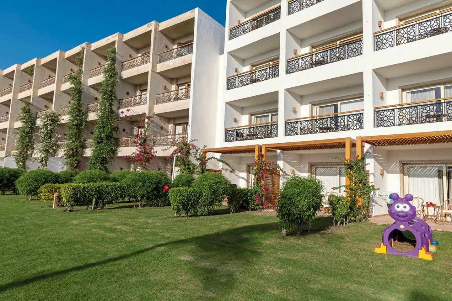 Fort Arabesque Resort & Spa EXTERIOR