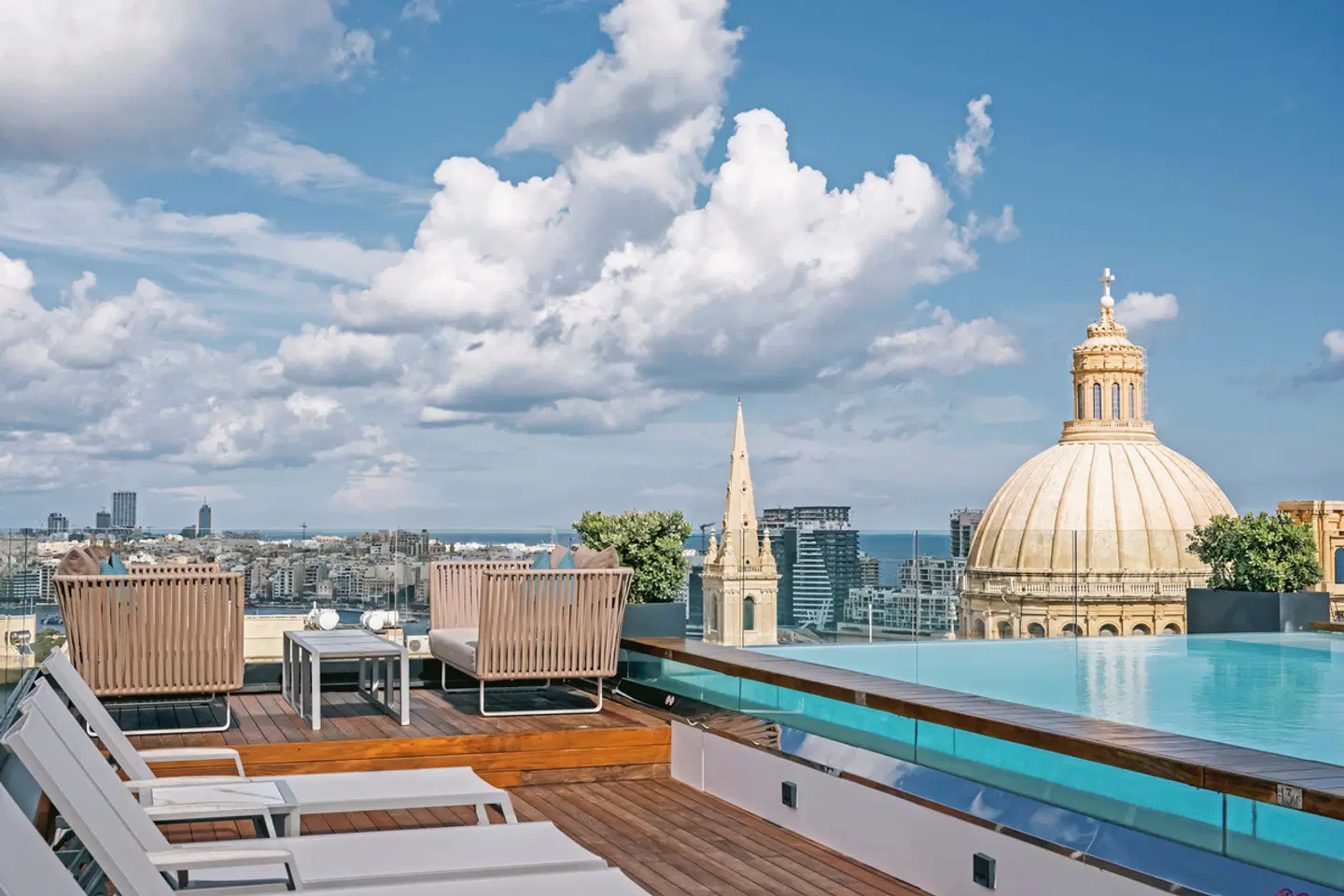 The Embassy Valletta Hotel Terrasse