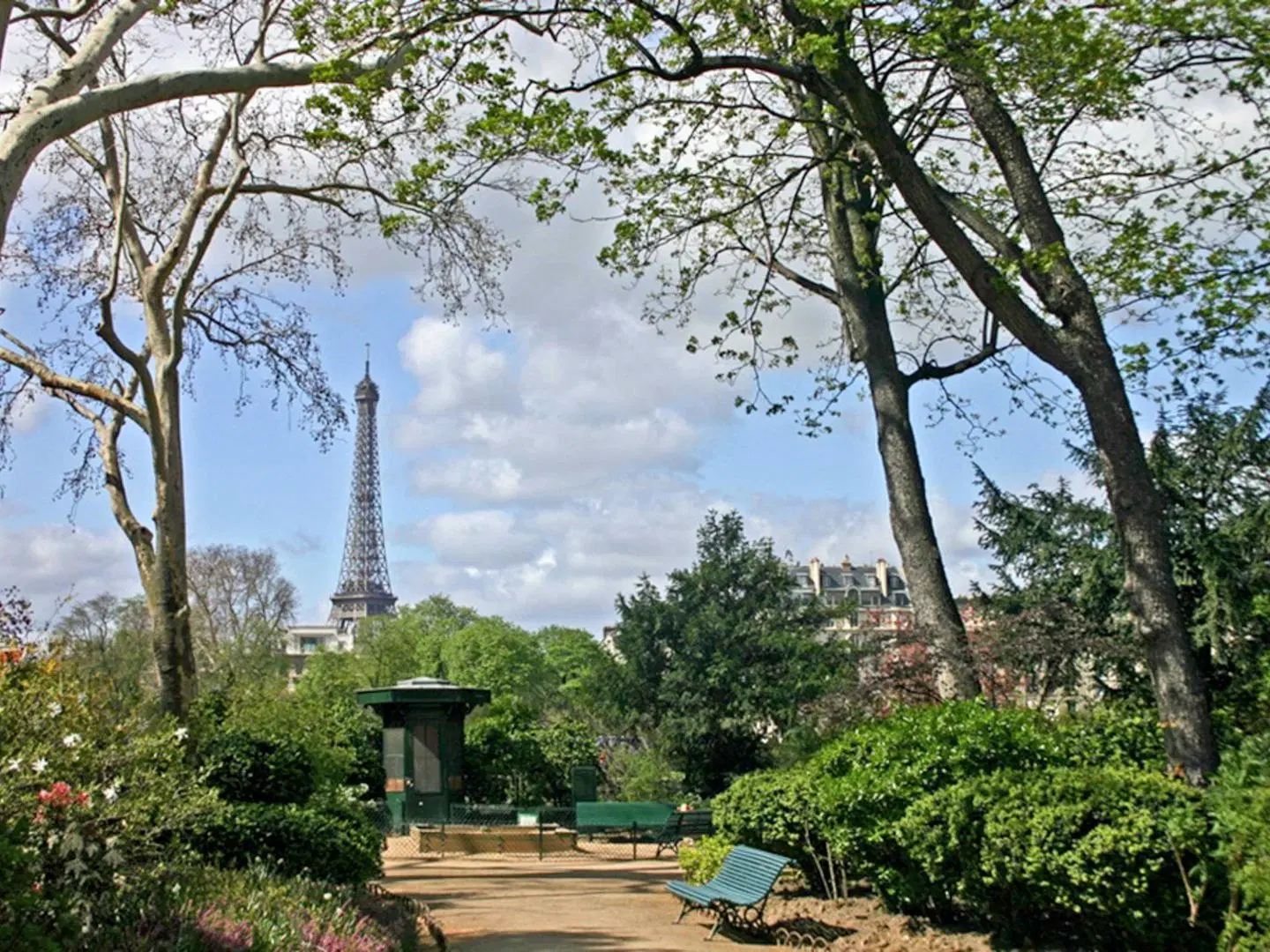 Mercure Paris Centre Eiffel Tower Hotel LANDSCAPE