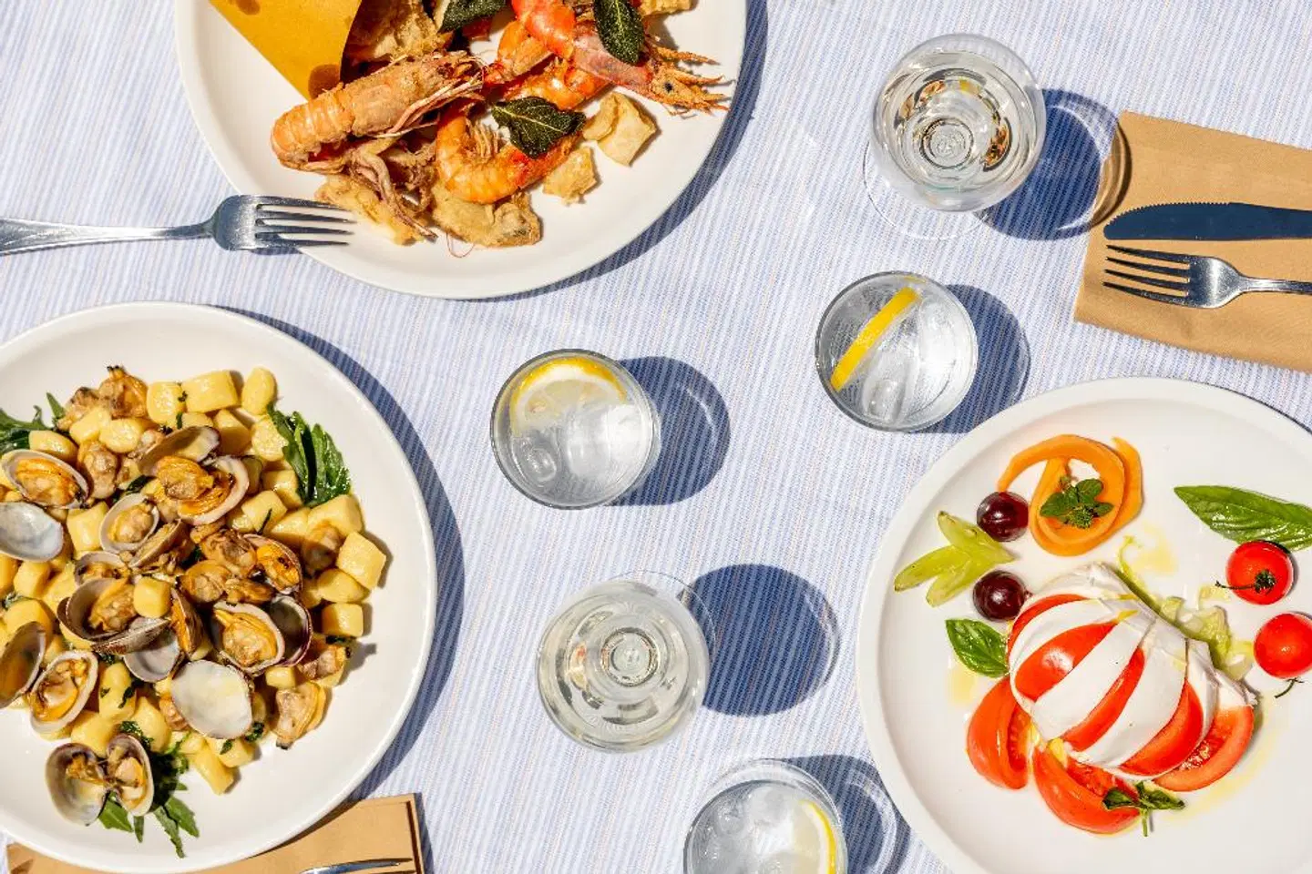 Gitavillage California Restaurant