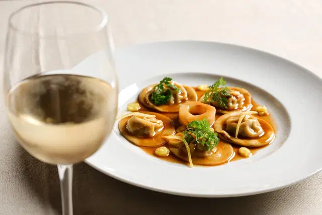 Barchetta Excelsior Restaurant