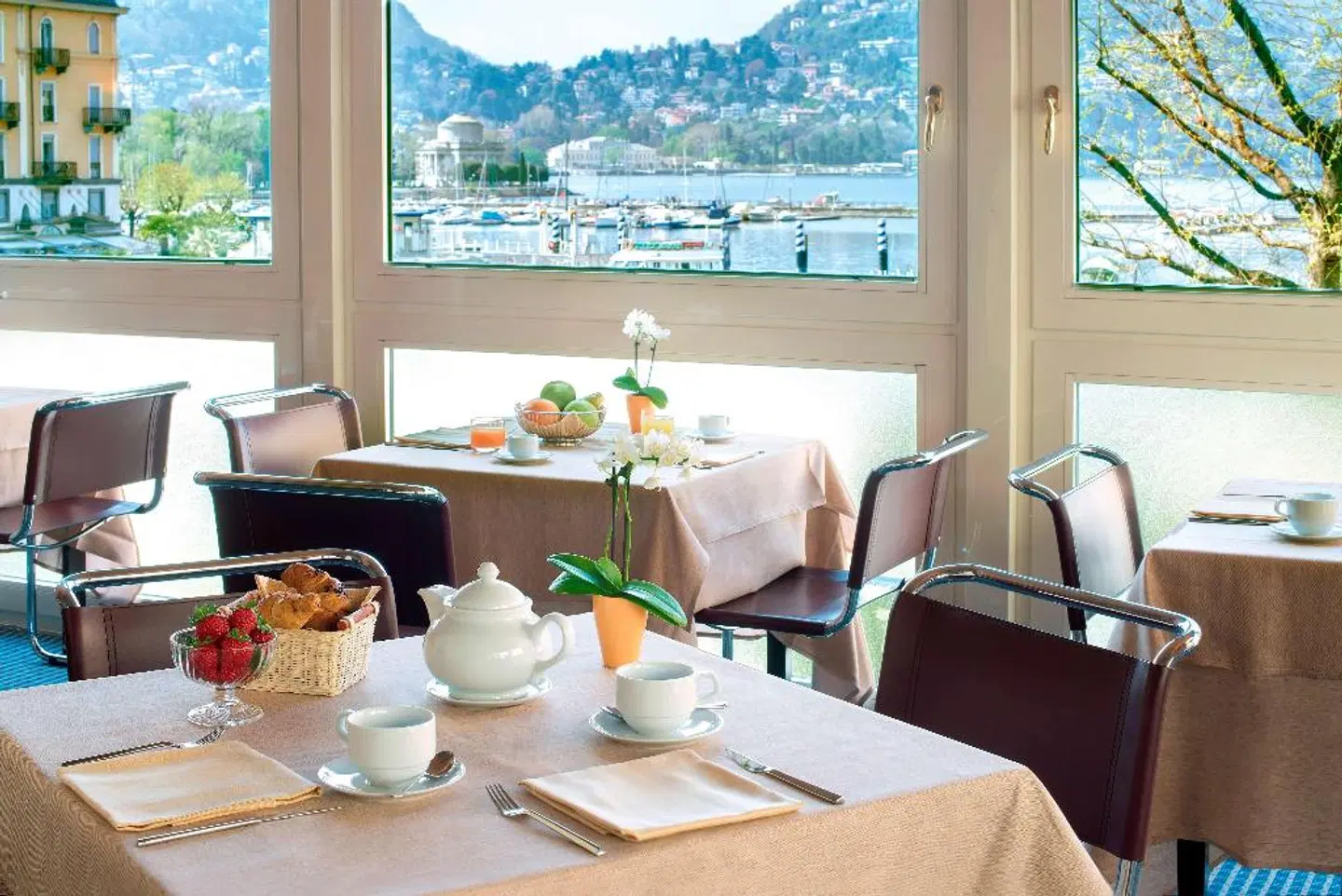 Barchetta Excelsior Restaurant