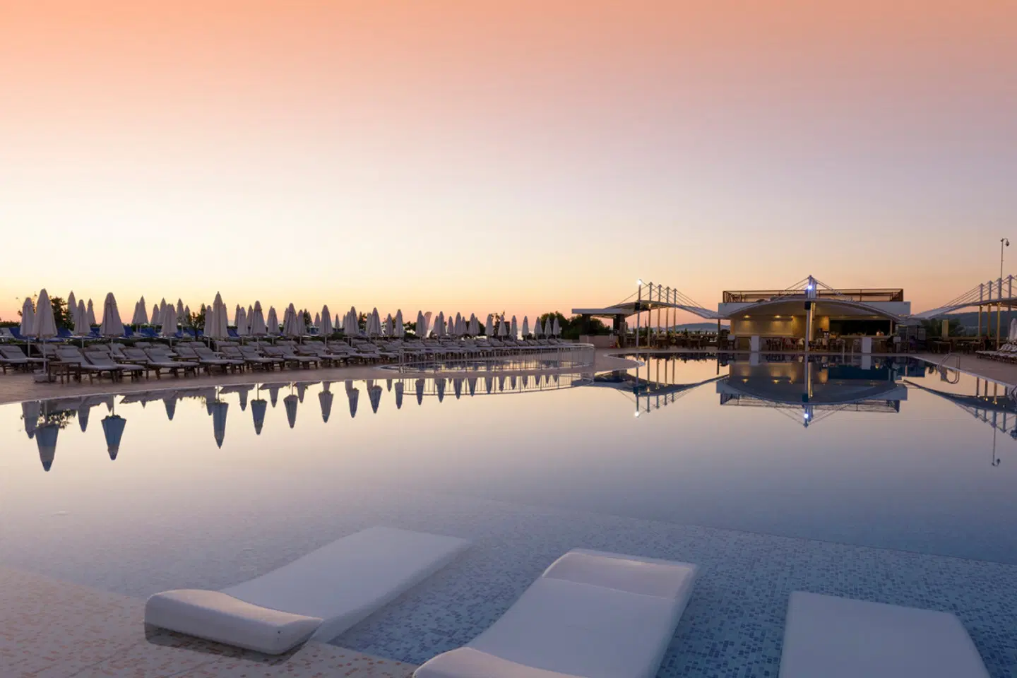 Lonicera West OUTDOOR_POOL