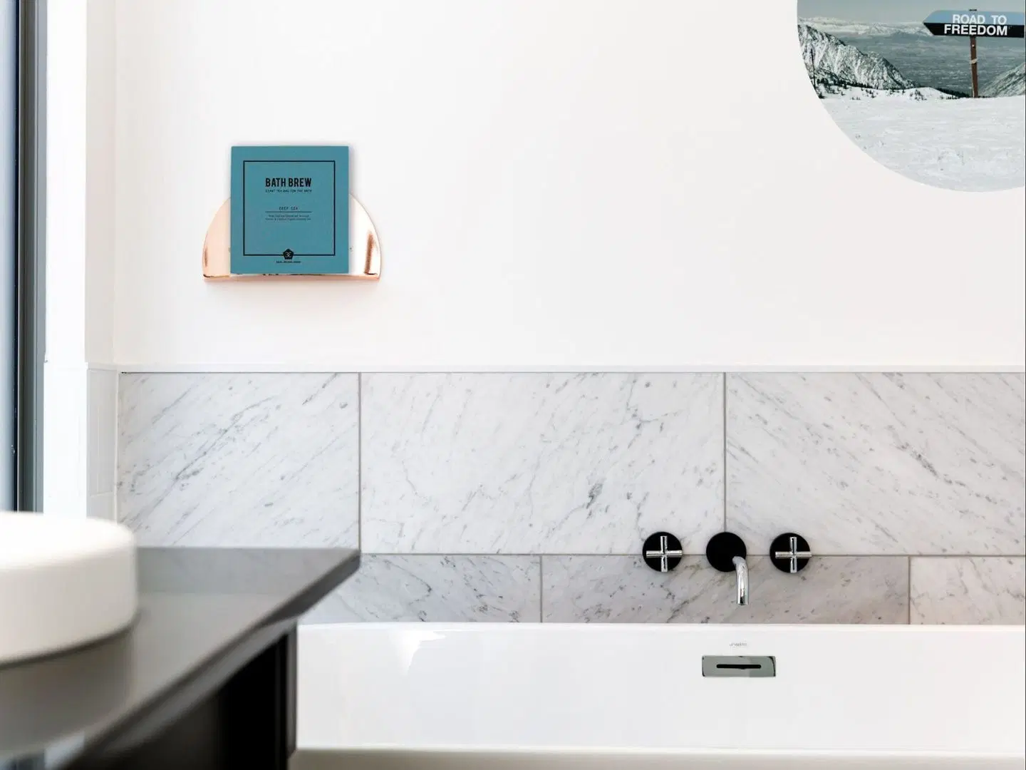 QT Queenstown MODEL_IMPRESSION