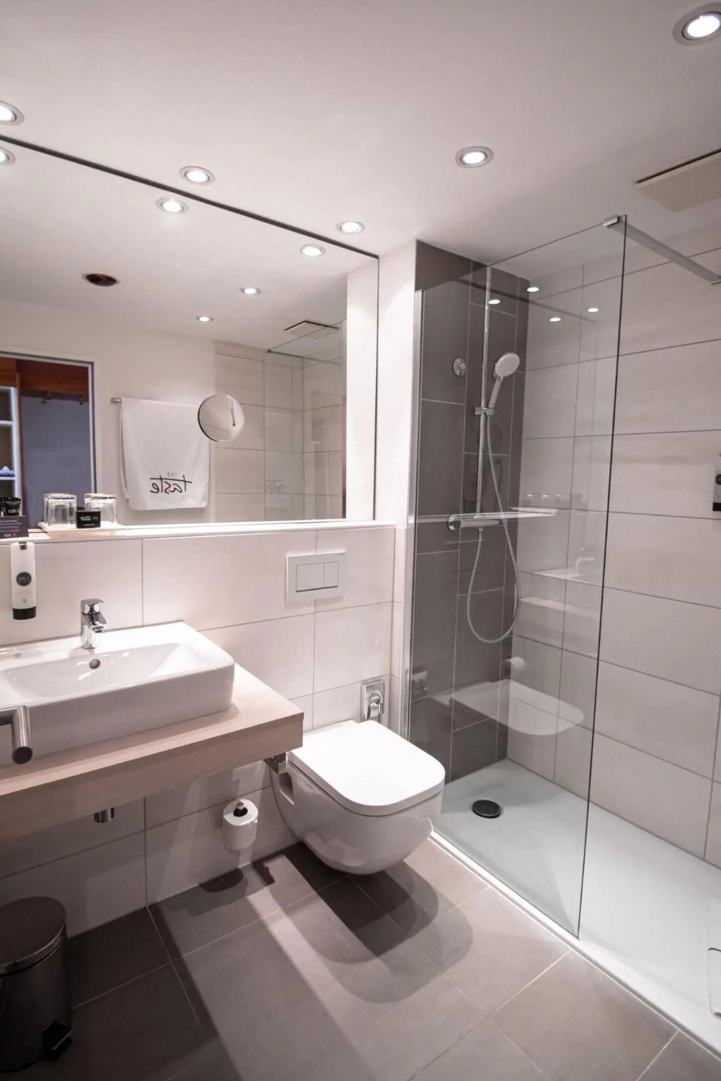 The Taste Hotel Heidenheim Badezimmer