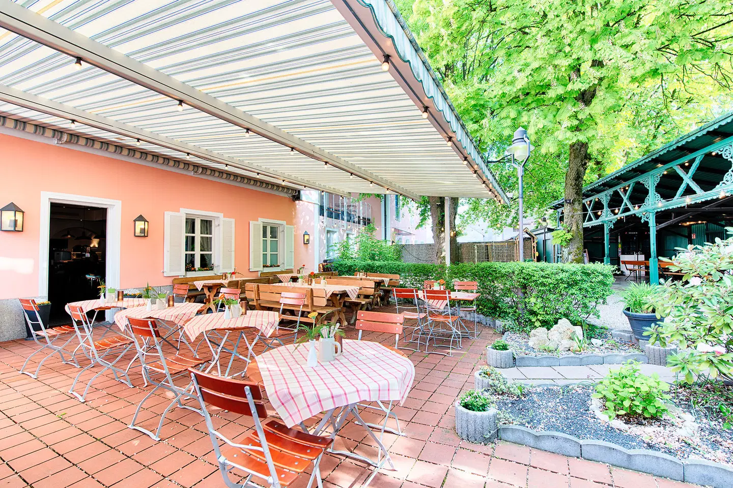 ACHAT Hotel SchreiberHof Aschheim Terrasse