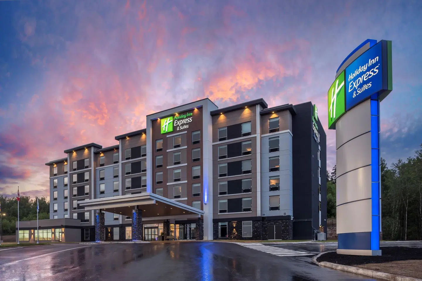 Holiday Inn Express & Suites Moncton by IHG EXTERIOR