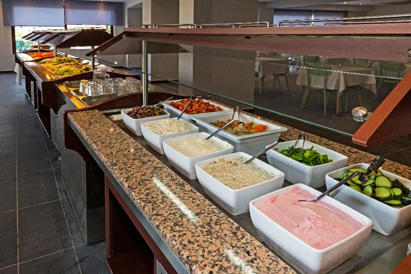 White Olive Premium Hotel Restaurant