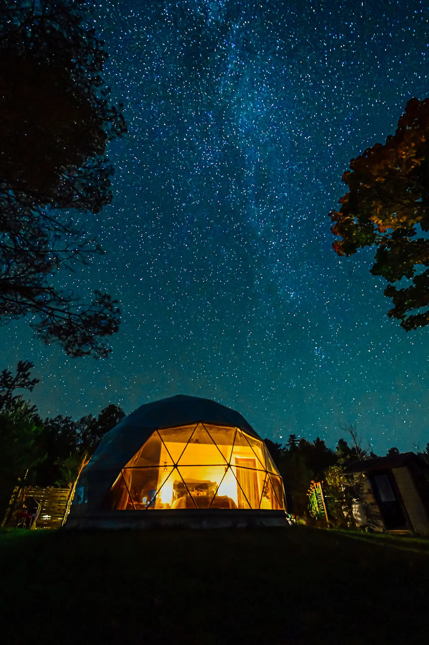 As the River Bends Retreat Tiere