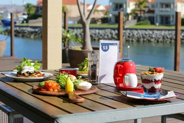 Marina Hotel Restaurant