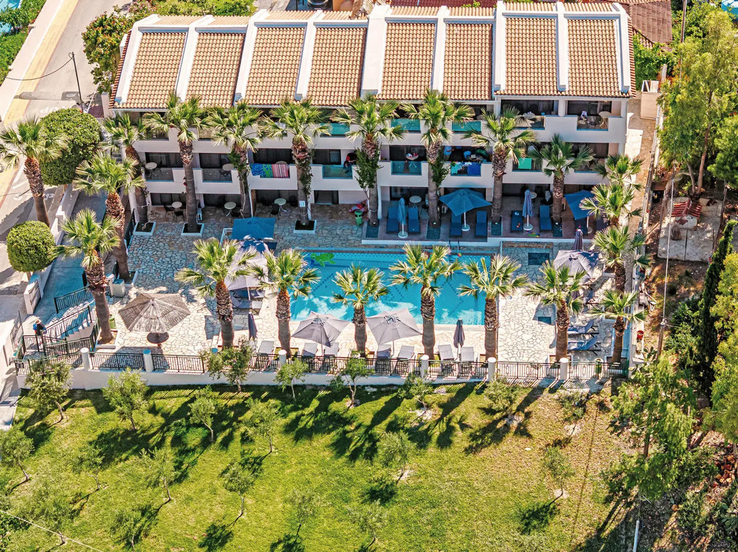 Caretta Beach Resort & WaterPark EXTERIOR