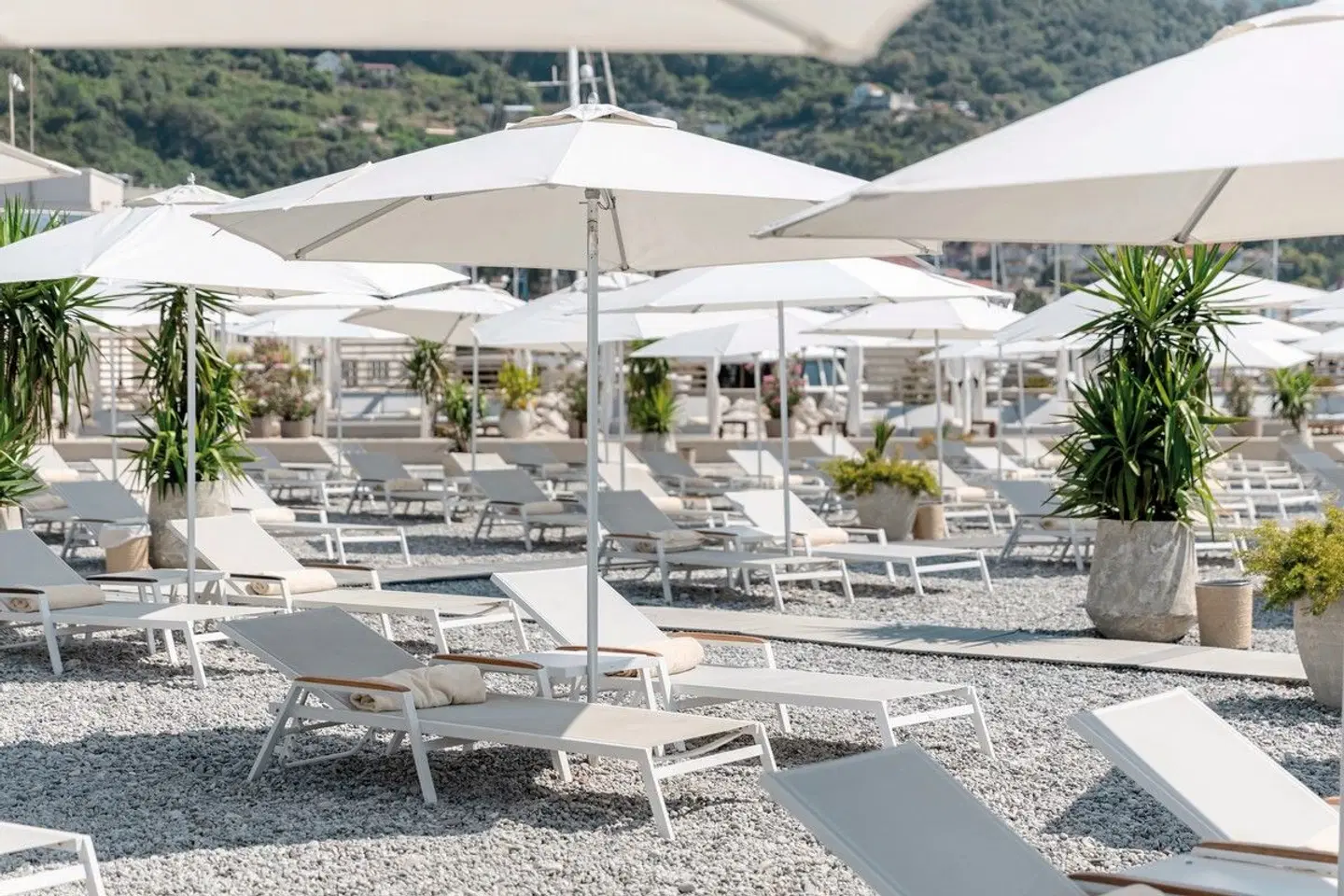 Lazure Hotel & Marina TERRACE