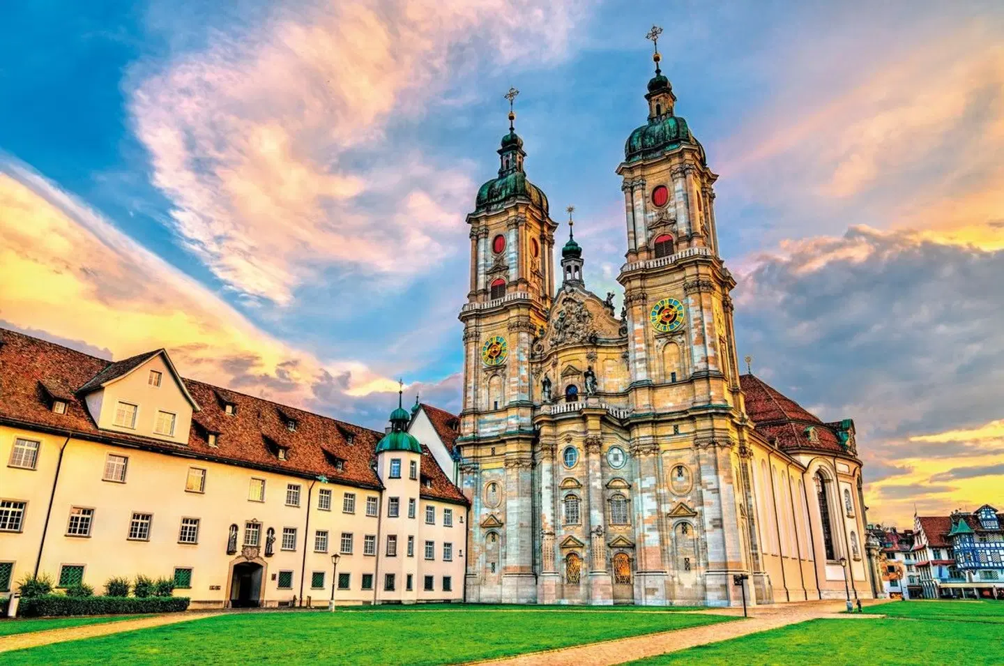 Grand Tour of Switzerland - UNESCO-Welterbestätten EXTERIOR