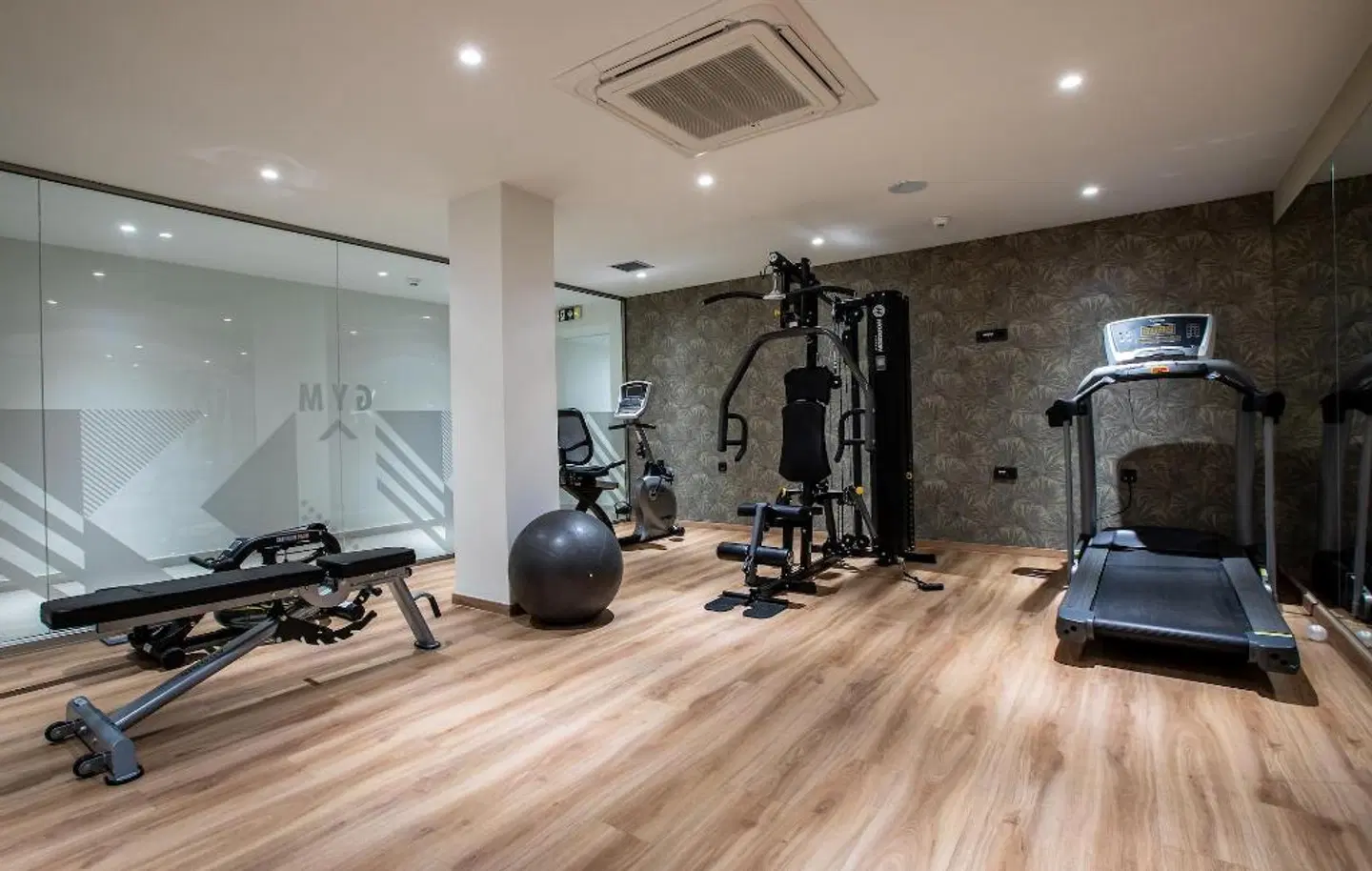 White Olive Elite Laganas SPORTS_AND_LEISURE