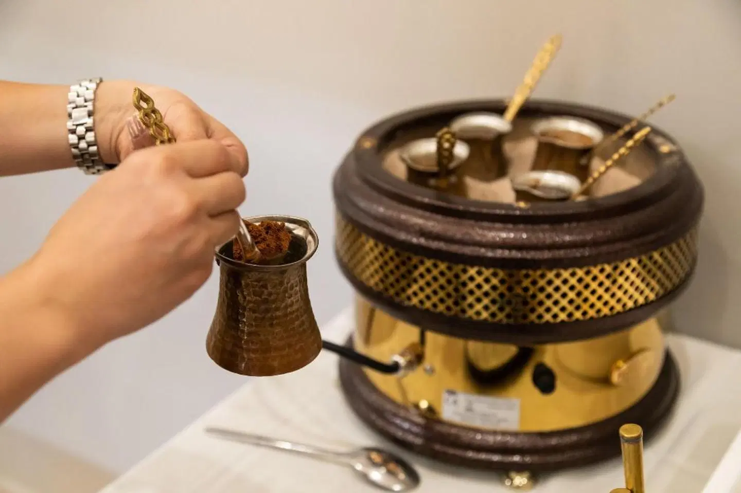 White Olive Elite Laganas HEALTH_BEAUTY