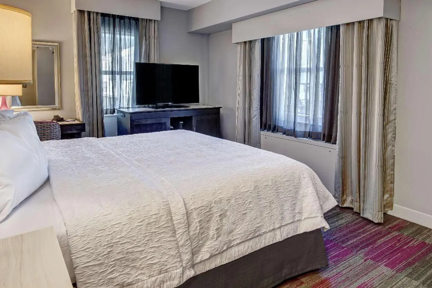 Hampton Inn Miami Beach - Mid Beach ROOM_EXAMPLE