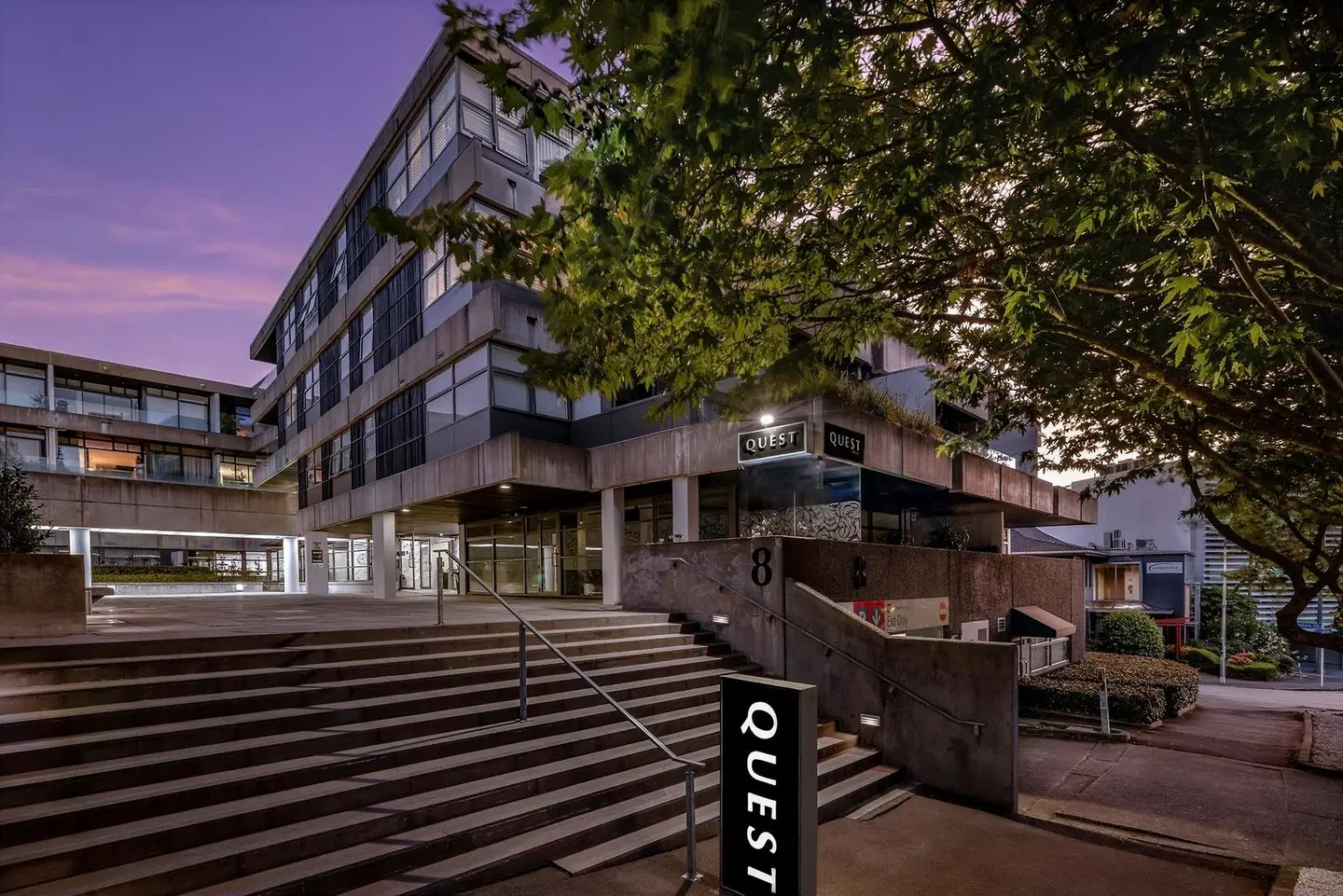 Quest Parnell EXTERIOR