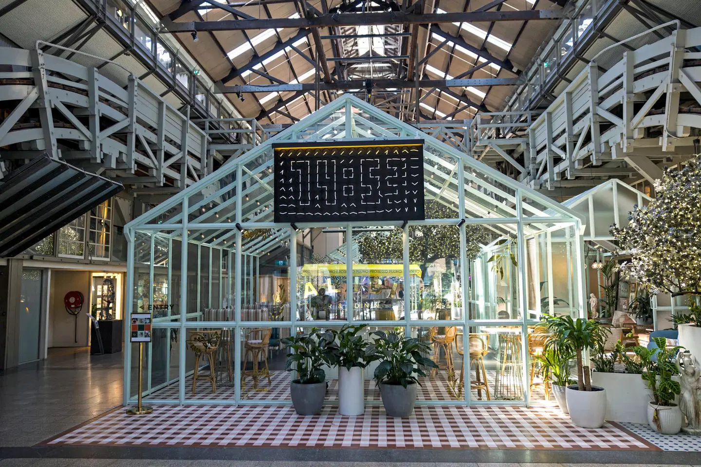 Ovolo Woolloomooloo LOUNGE_LOBBY