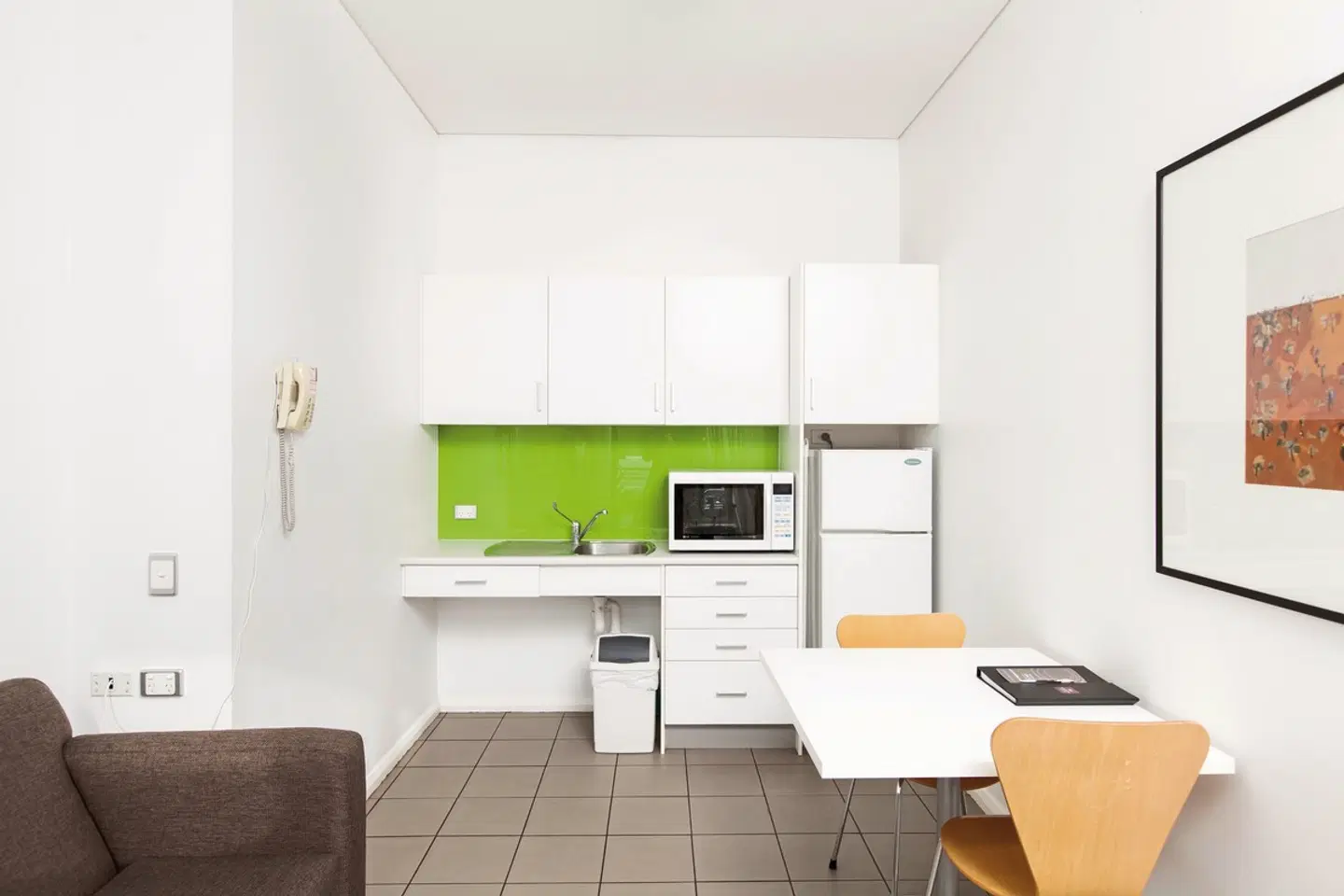 Majestic Oasis Apartments ROOM_EXAMPLE