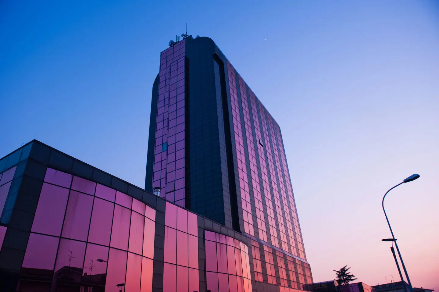 Montresor Hotel Tower EXTERIOR