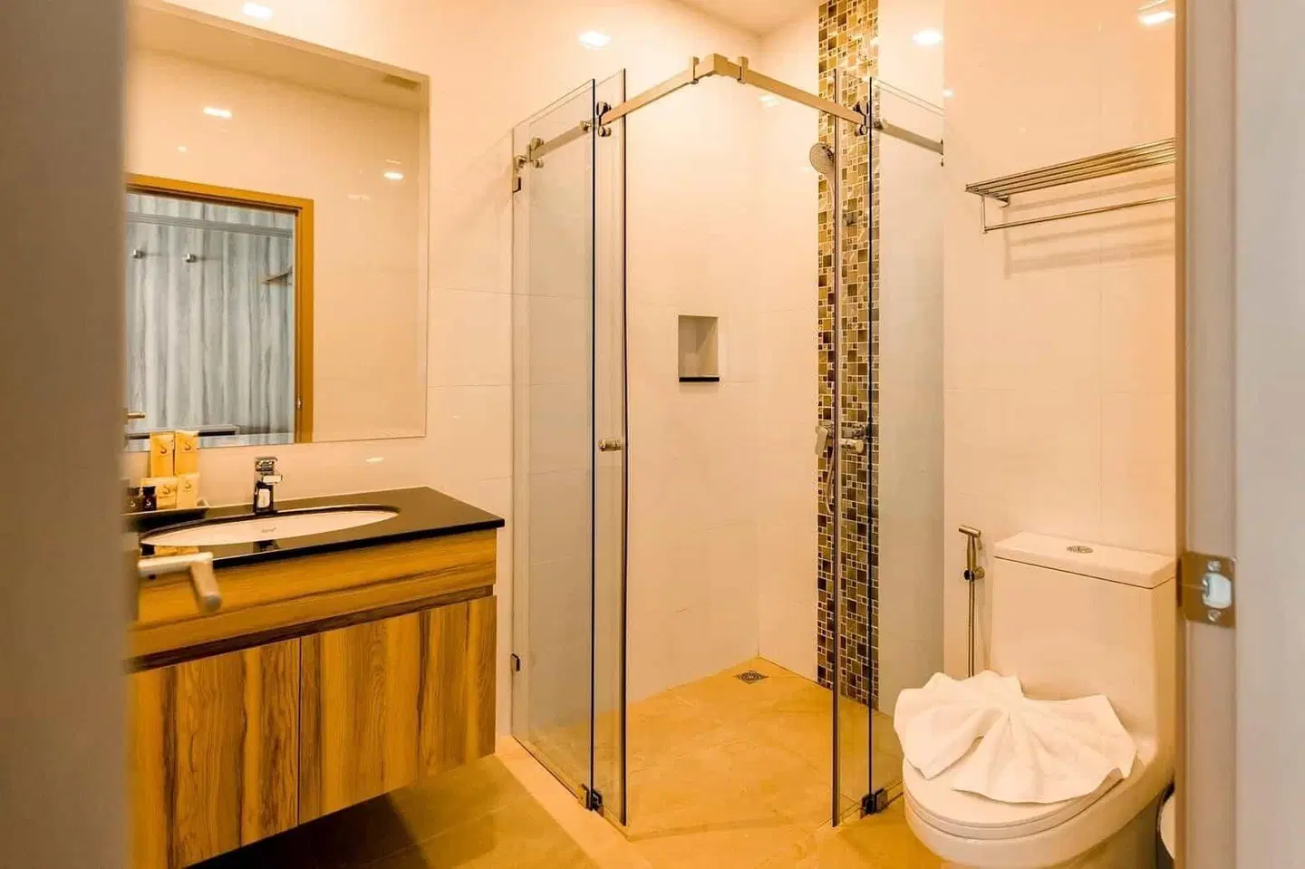 Sukruethai Hotel Badezimmer