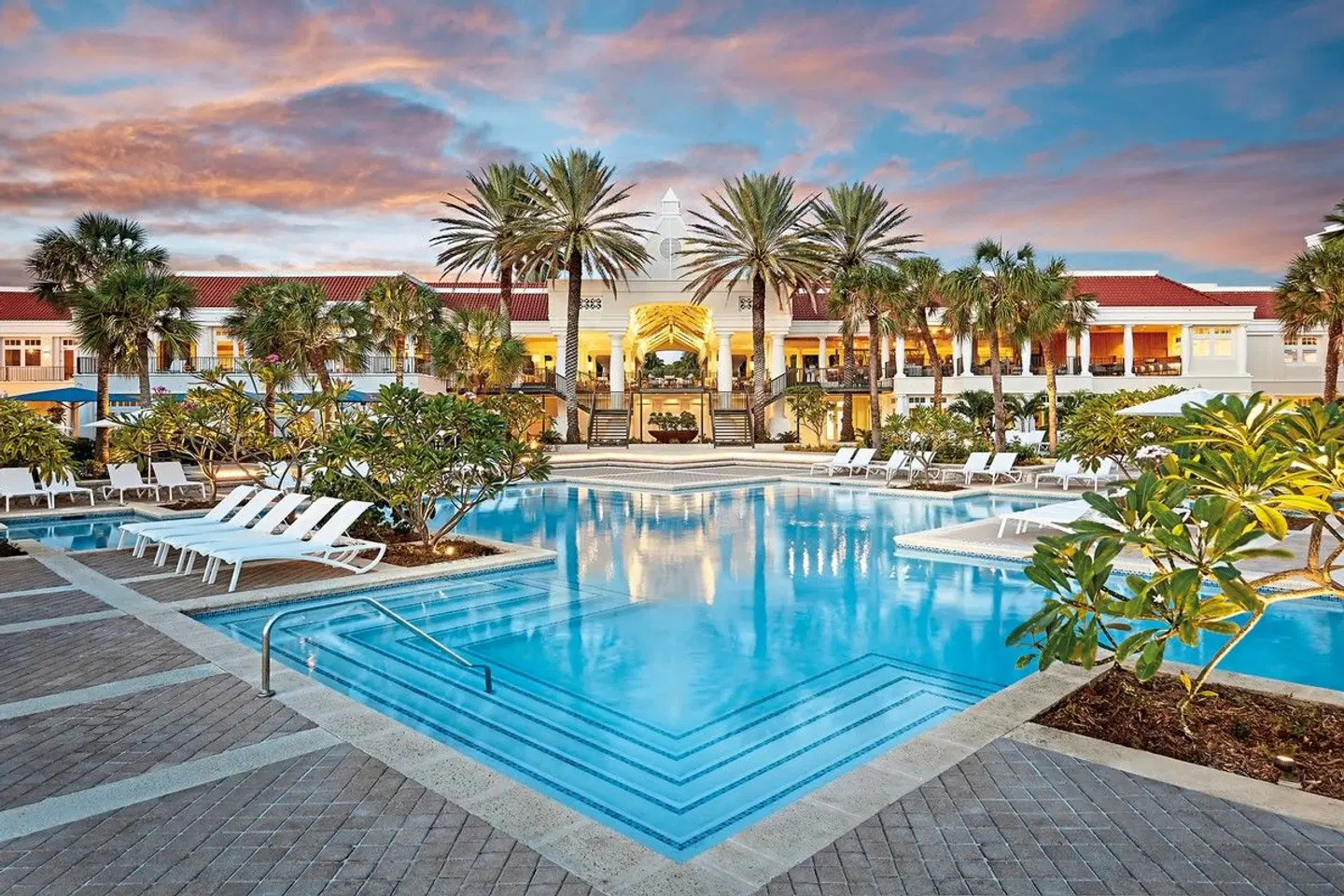 Curaçao Marriott Beach Resort OUTDOOR_POOL