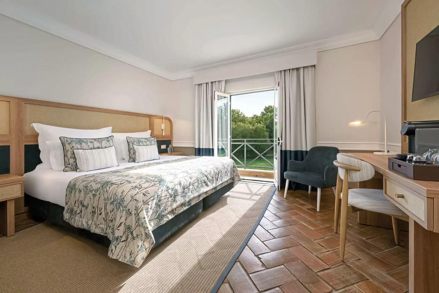 M'ar de Ar Muralhas ROOM_EXAMPLE