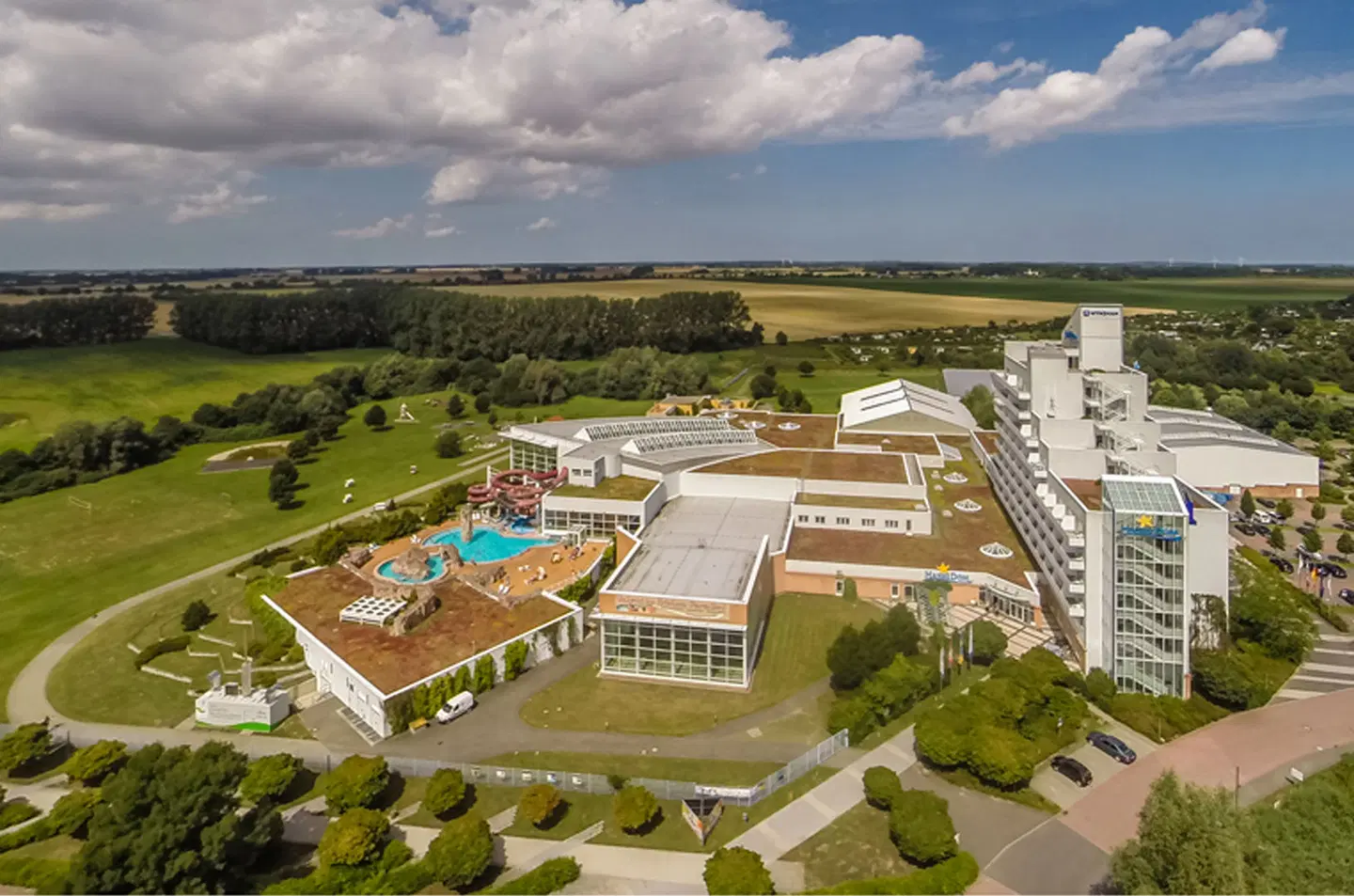 Wyndham Stralsund HanseDom EXTERIOR