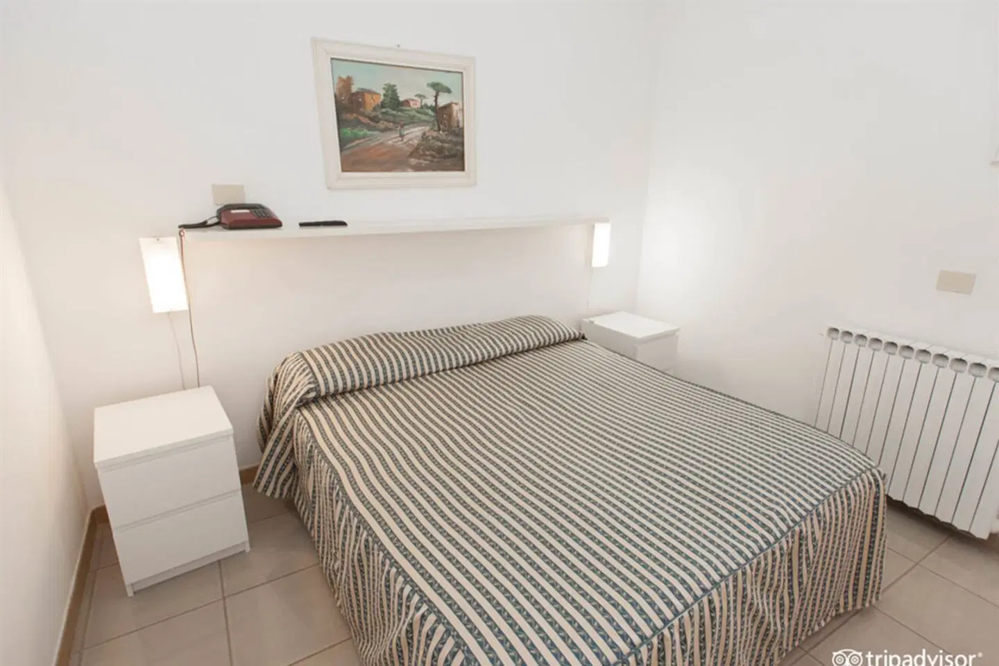 Castiglione ROOM_EXAMPLE