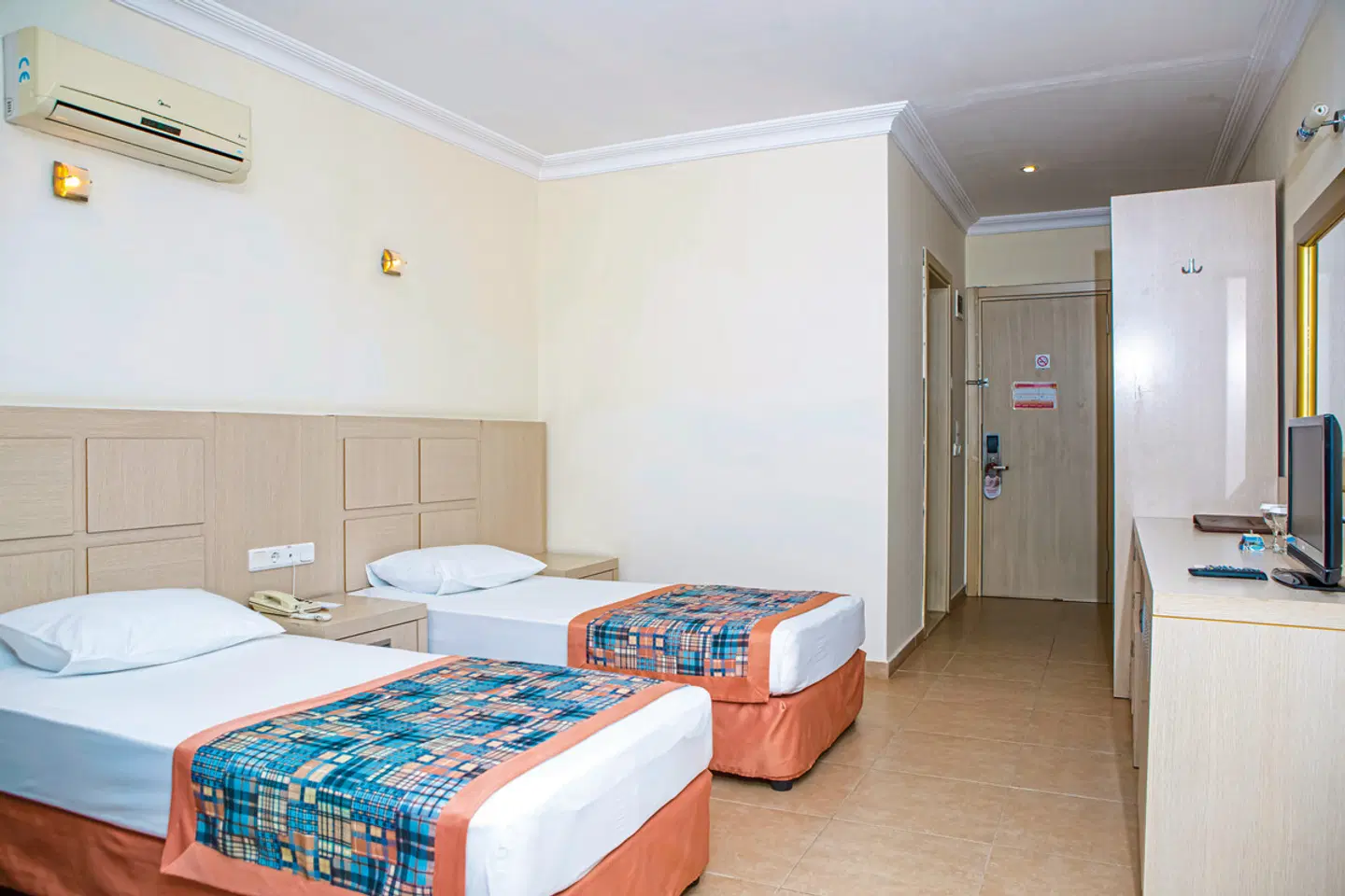 Gardenia Beach ROOM_EXAMPLE