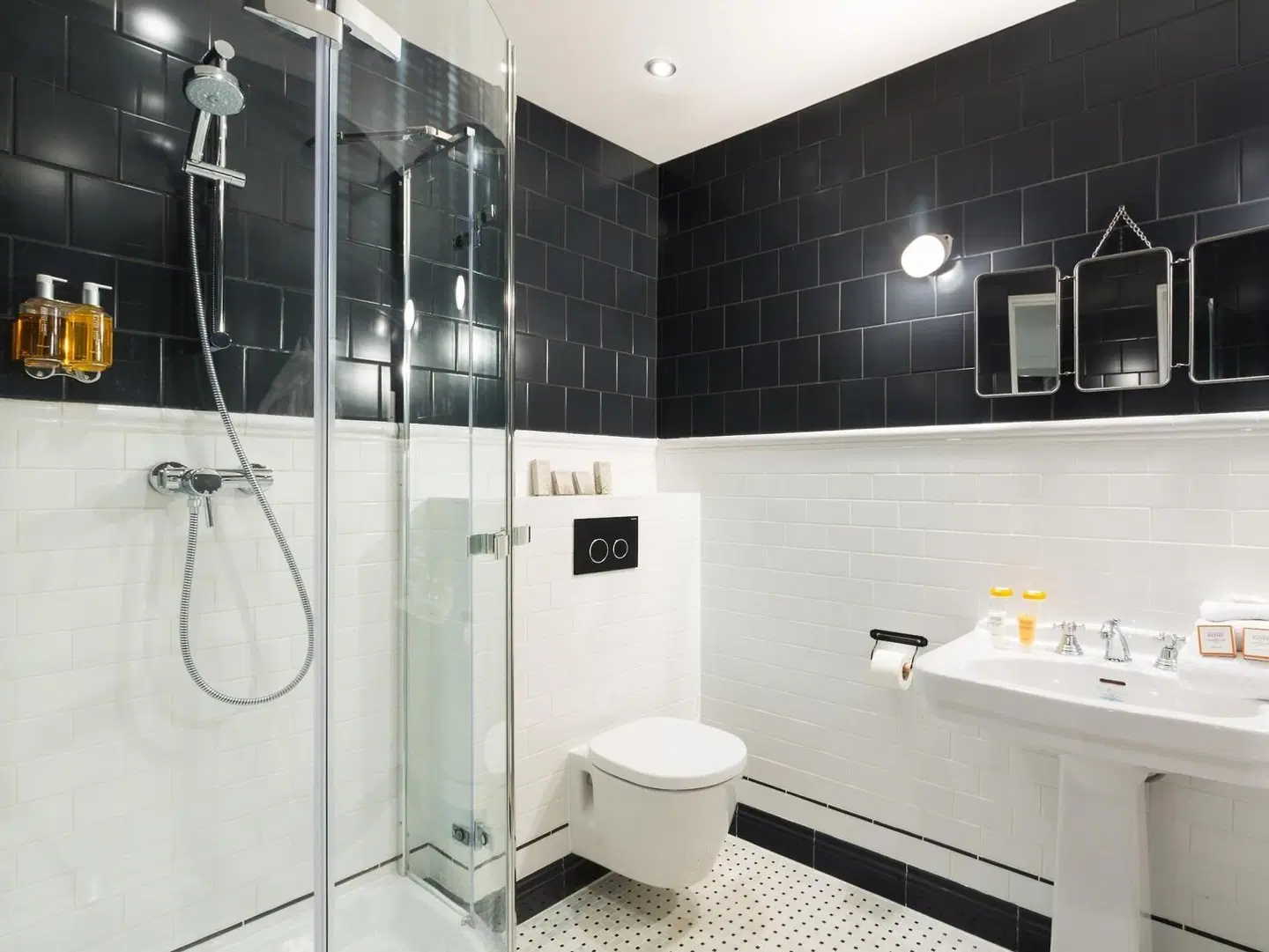 Hôtel Silky by HappyCulture Badezimmer