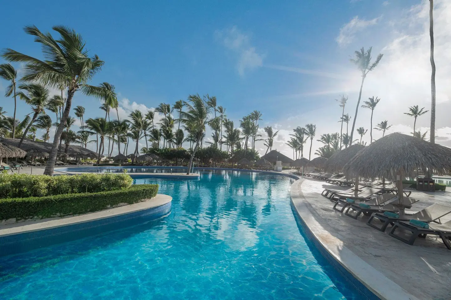 Iberostar Waves Punta Cana OUTDOOR_POOL