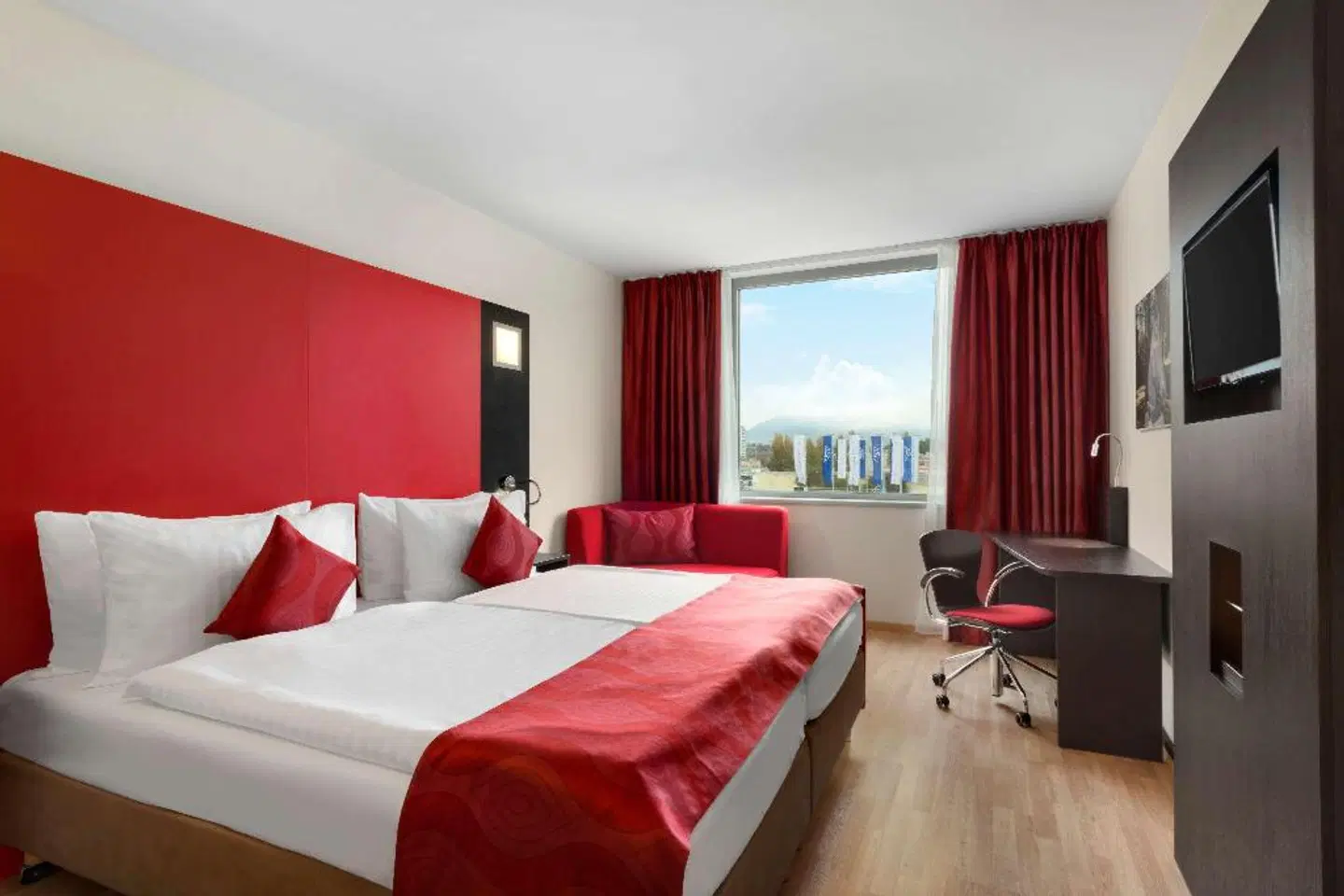Ramada Encore Geneva ROOM_EXAMPLE