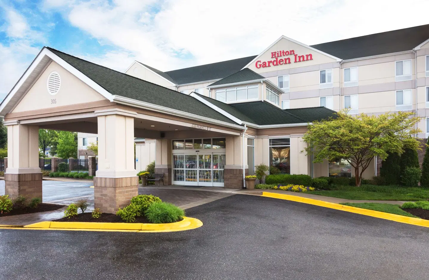 Hilton Garden Inn Annapolis EXTERIOR