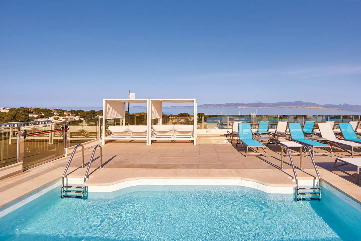 MLL Mediterranean Bay OUTDOOR_POOL