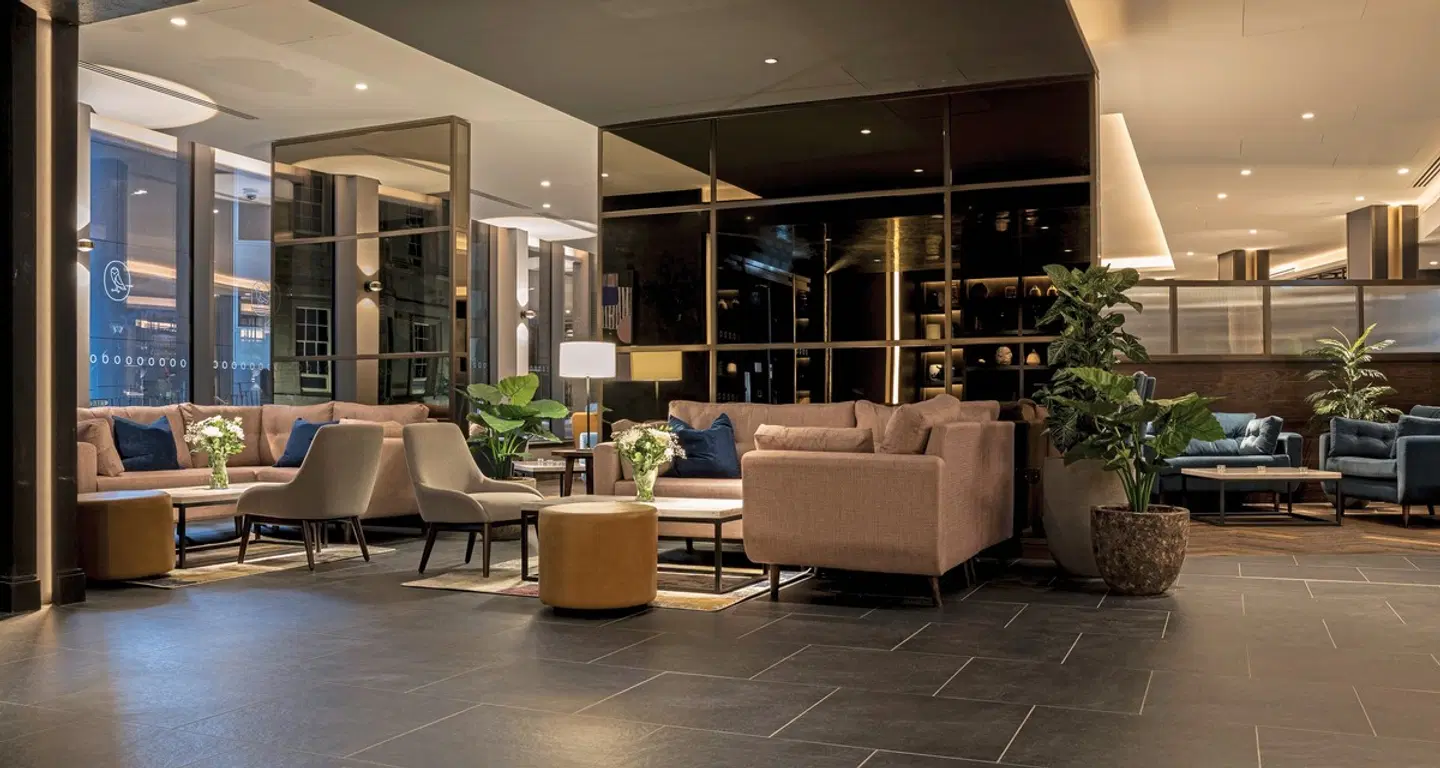 voco Edinburgh Haymarket Military Tattoo Paket LOUNGE_LOBBY