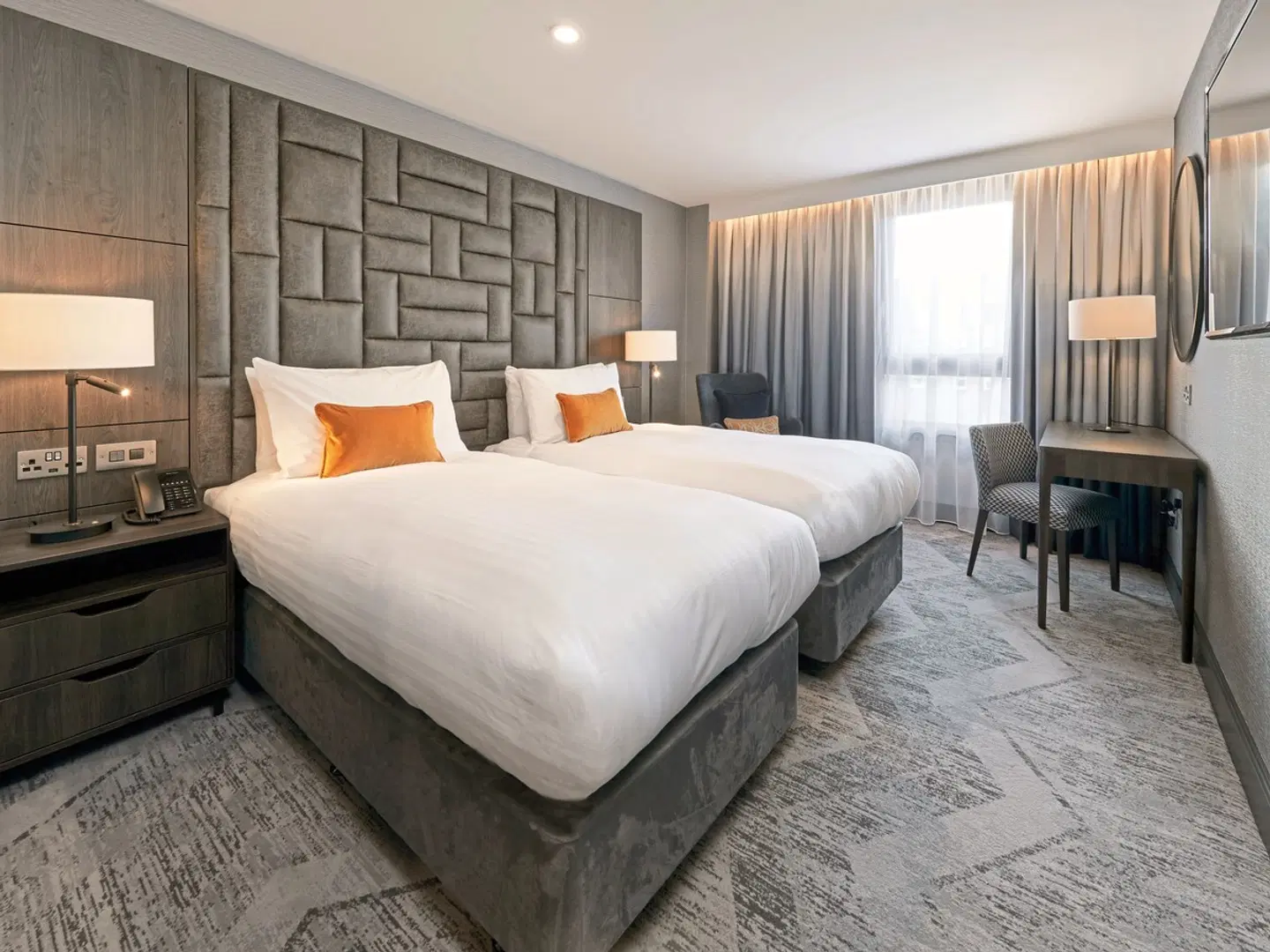 voco Edinburgh Haymarket Military Tattoo Paket ROOM_EXAMPLE