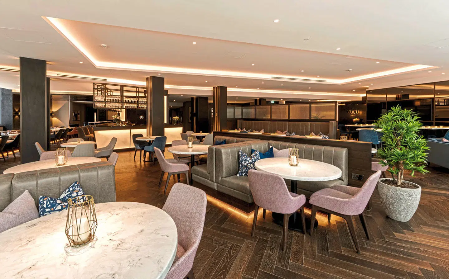 voco Edinburgh Haymarket Military Tattoo Paket Restaurant