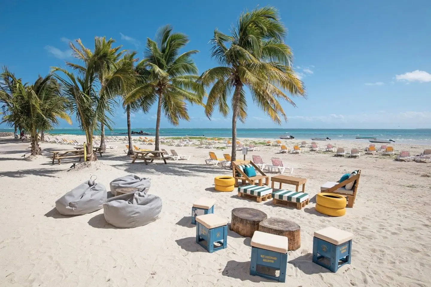 C Rodrigues Mourouk Strand