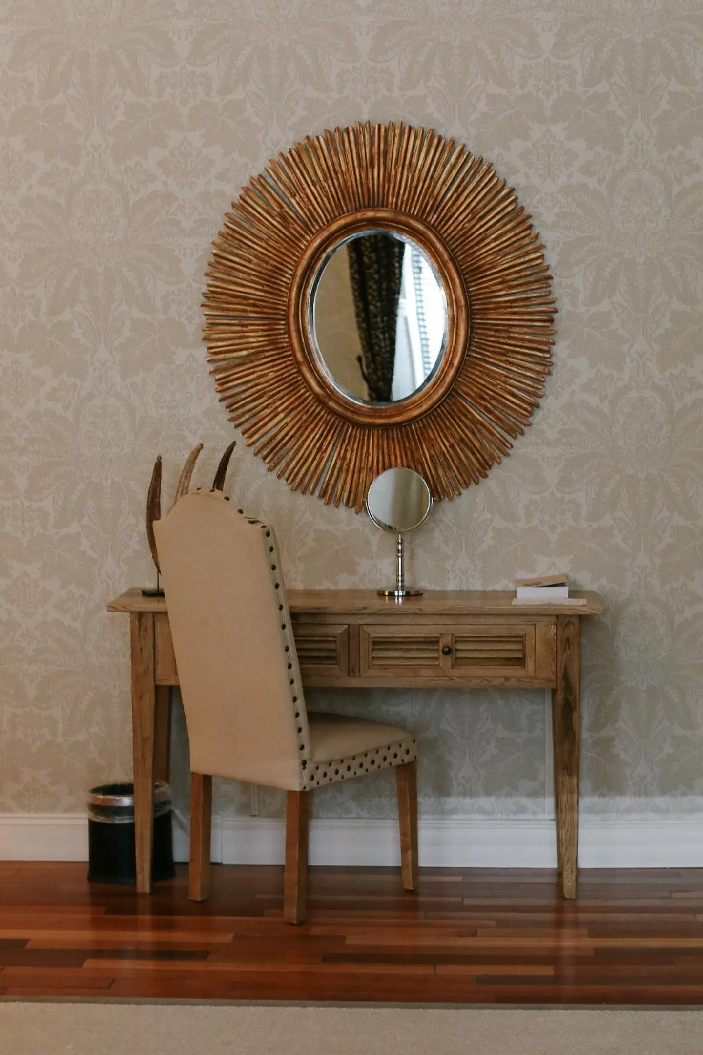 Nira Caledonia ROOM_EXAMPLE