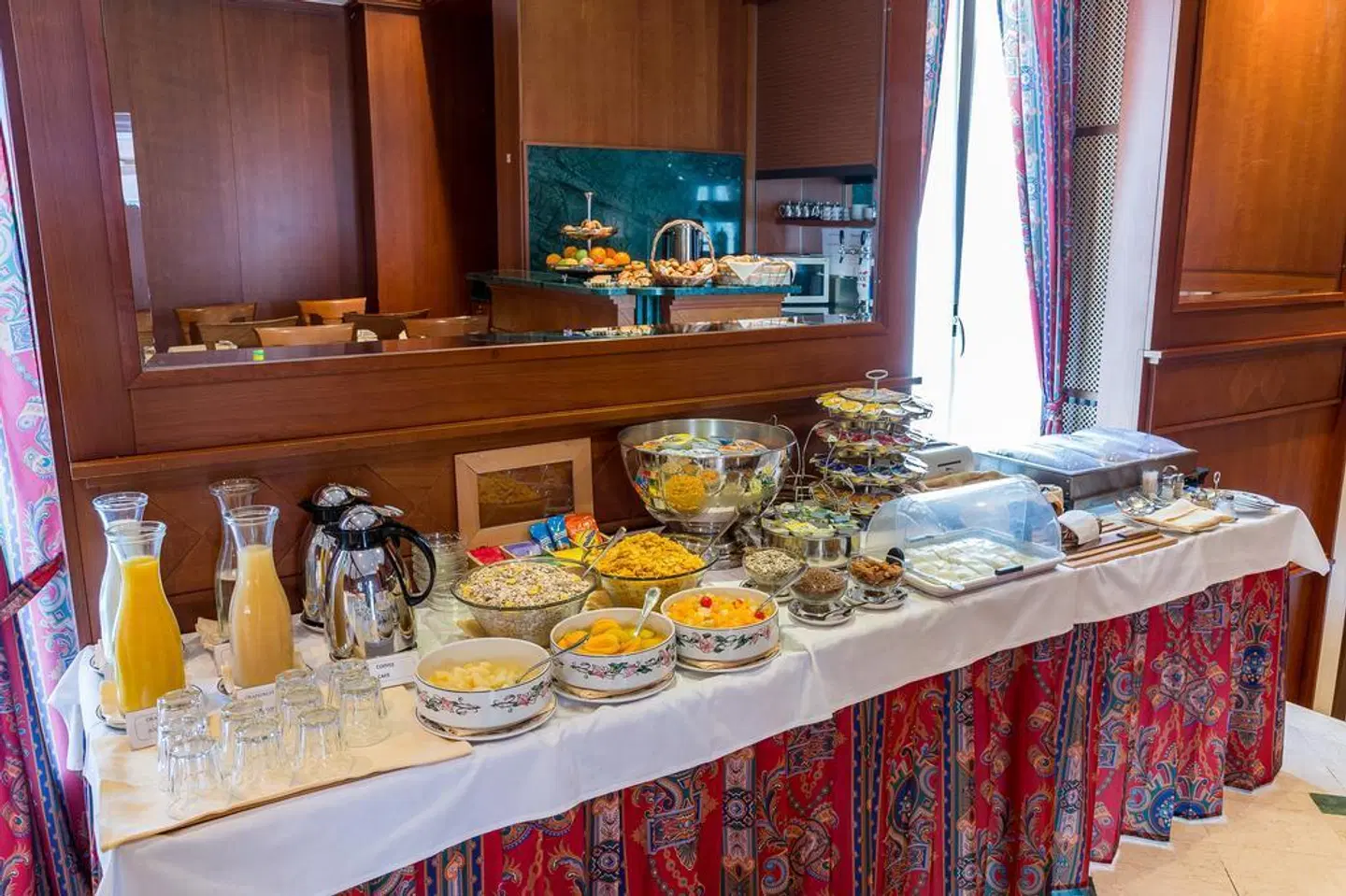 Diplomate Restaurant