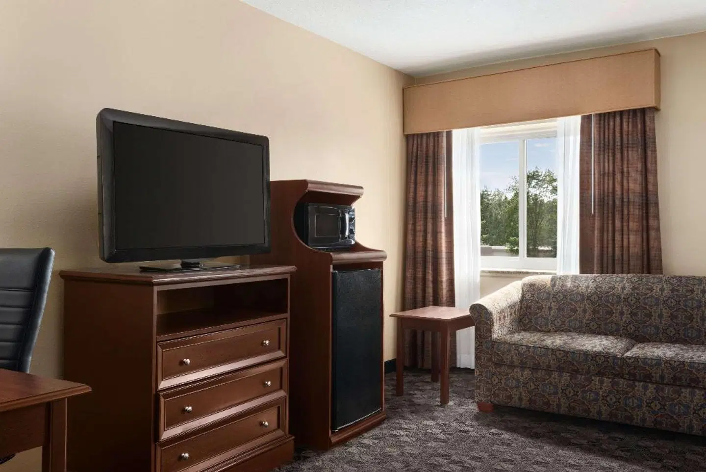 Baymont by Wyndham Mt. Pleasant ROOM_EXAMPLE