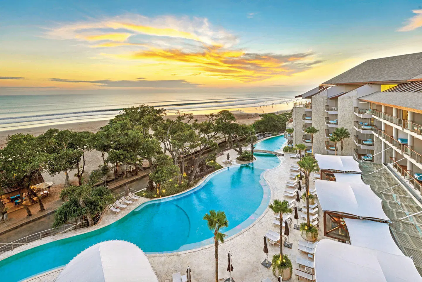 Double-Six Luxury Hotel Seminyak OUTDOOR_POOL