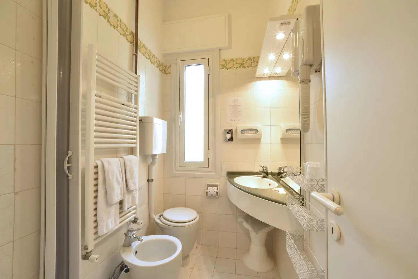 Hotel Morchio Badezimmer