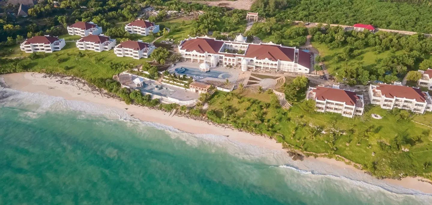 Shukran Palace EXTERIOR