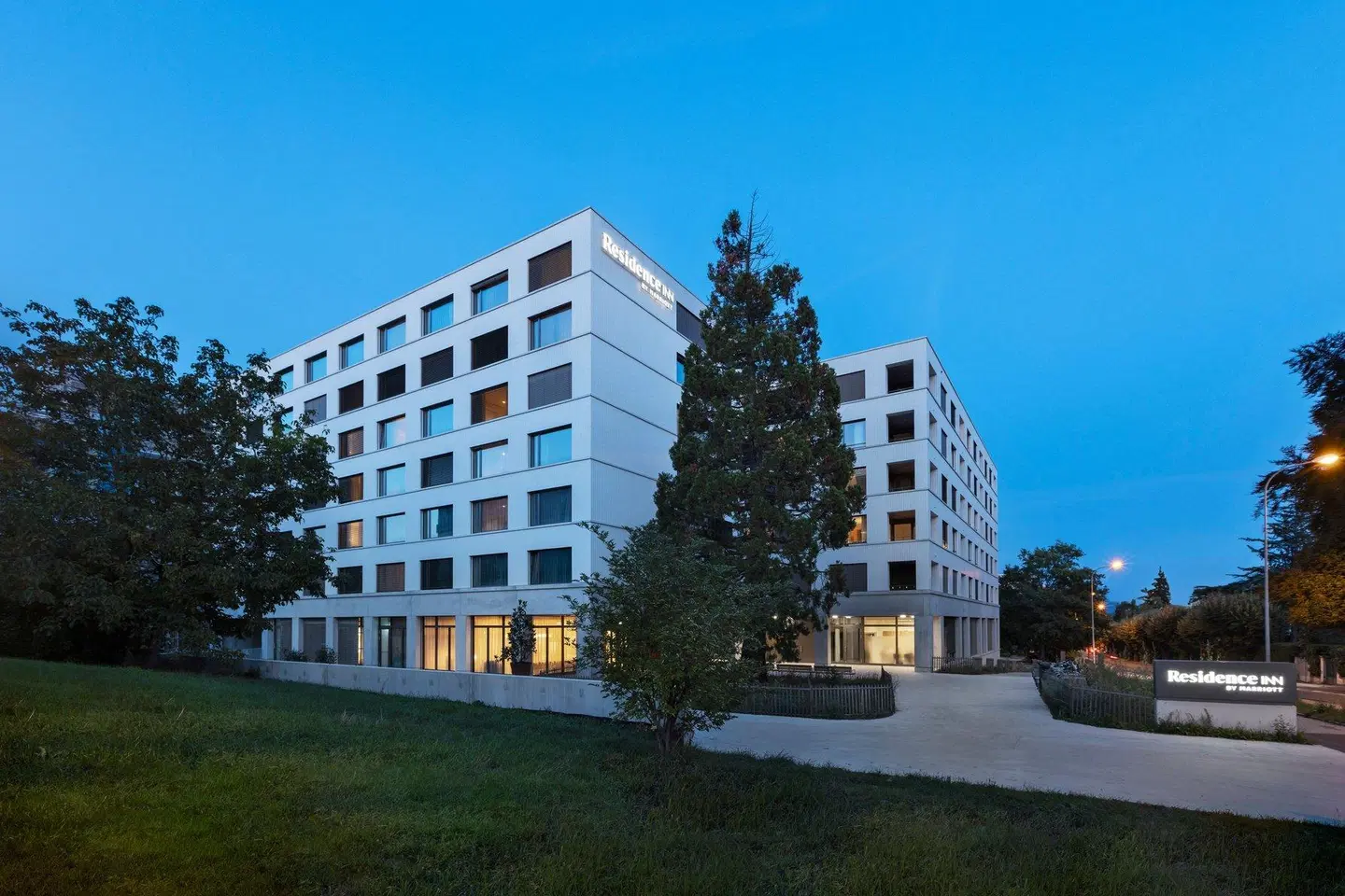 Residence Inn By Marriott Geneva City Nations EXTERIOR