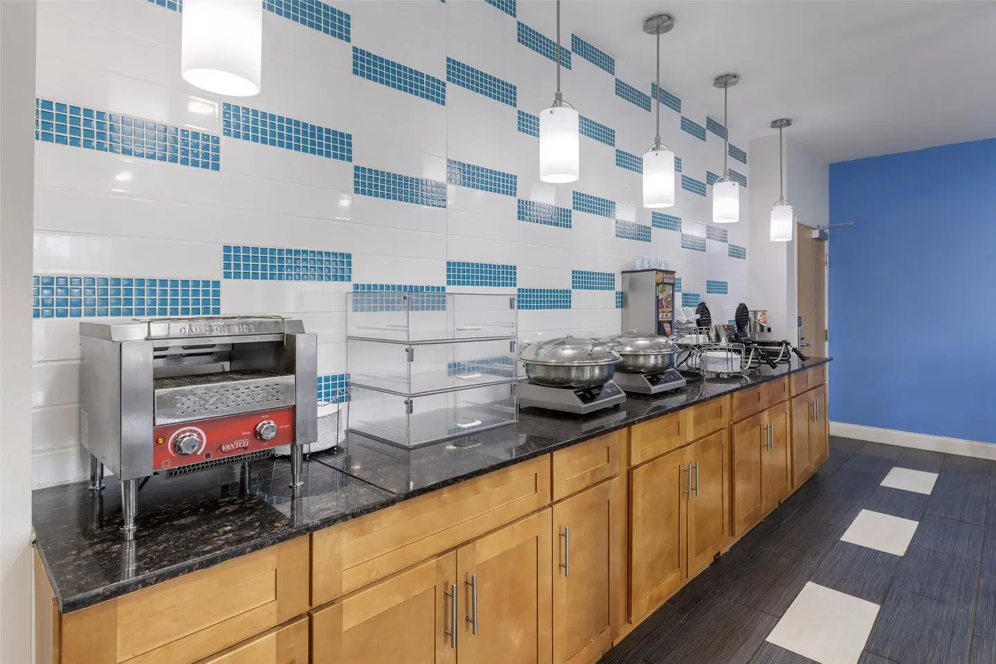 SureStay Plus Hotel by Best Western Niagara Falls East LOUNGE_LOBBY