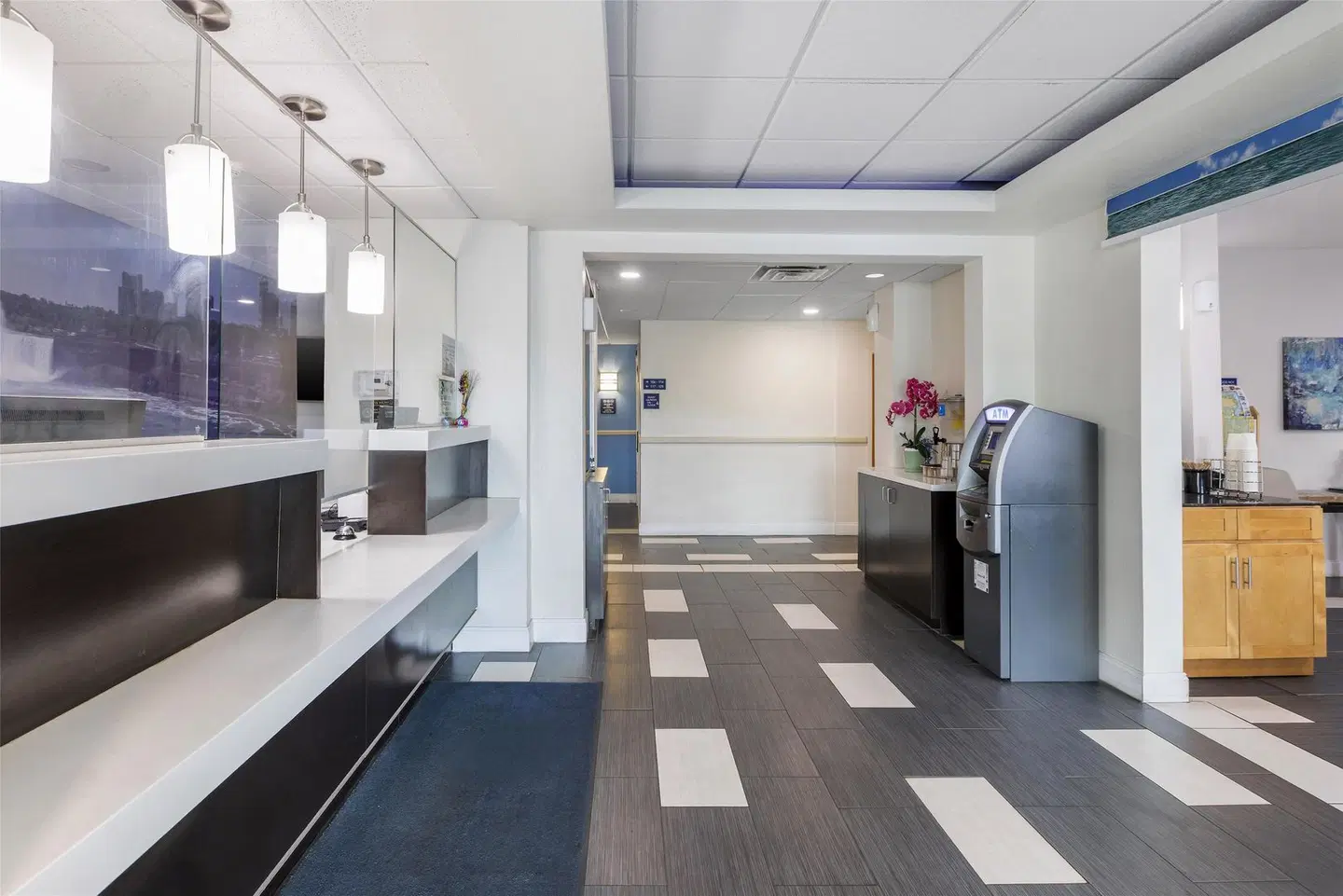 SureStay Plus Hotel by Best Western Niagara Falls East LOUNGE_LOBBY