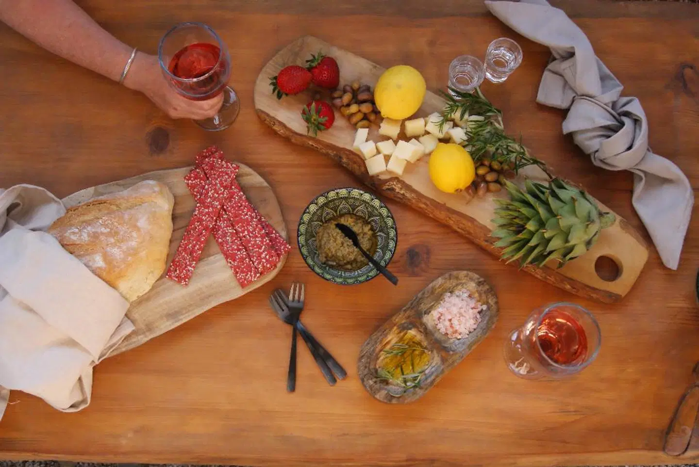 Thalia Apartments PEOPLE